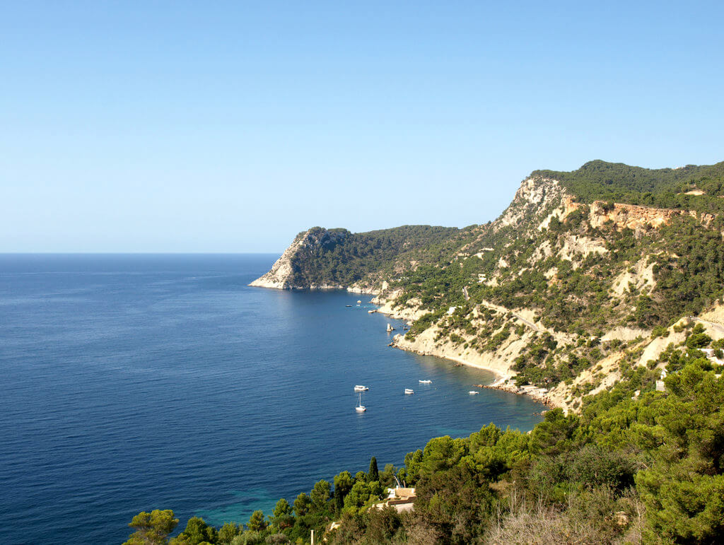 Cala Llenya : Cala Llenya :