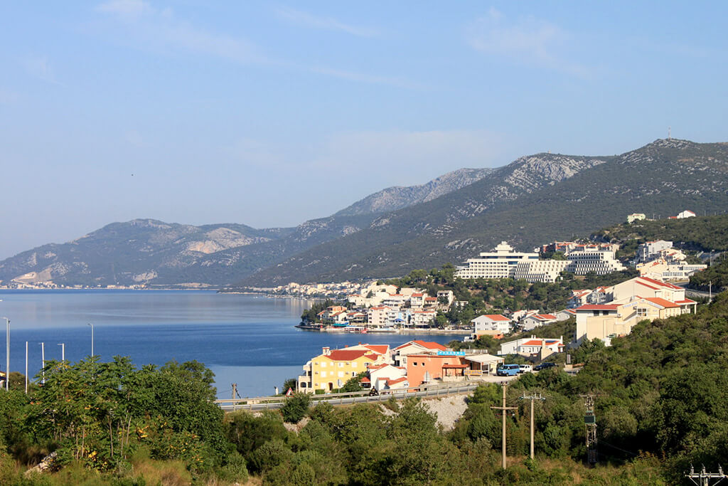 Neum : Neum :