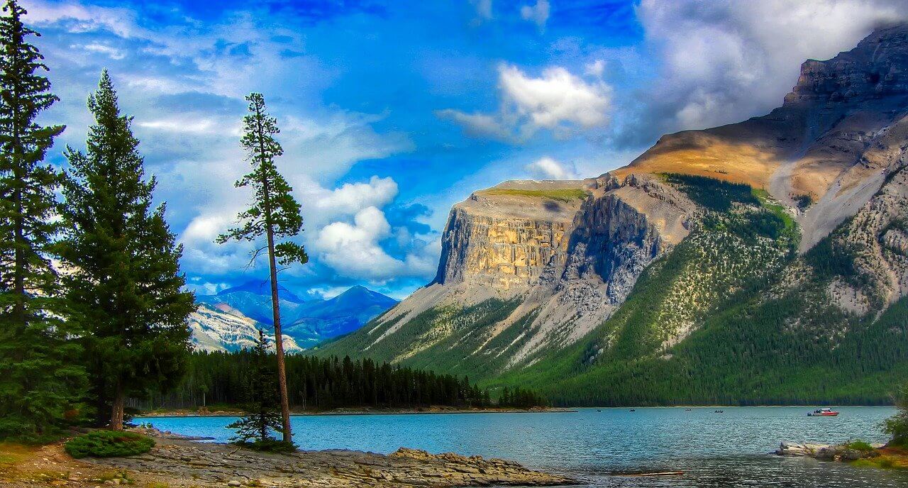 Weather in Banff National Park in June Temperature, Rainfall, Sunshine